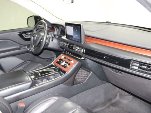 Used 2023 Lincoln Aviator Reserve w/ Jet Appearance Package AWD/4WD image 31