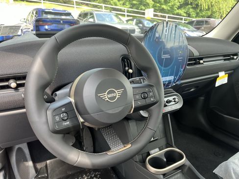 Used 2025 MINI Cooper S image 10