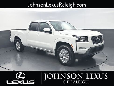 Used 2023 Nissan Frontier SV w/ Technology Package image 3
