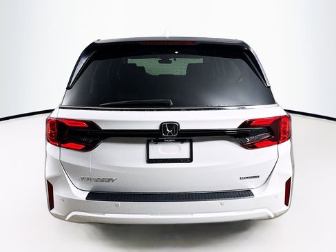 New 2026 Honda Odyssey Touring image 34