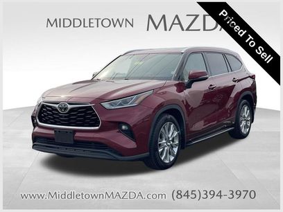 Used 2021 Toyota Highlander Limited
