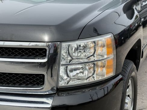 Used 2011 Chevrolet Silverado 1500 LS image 11