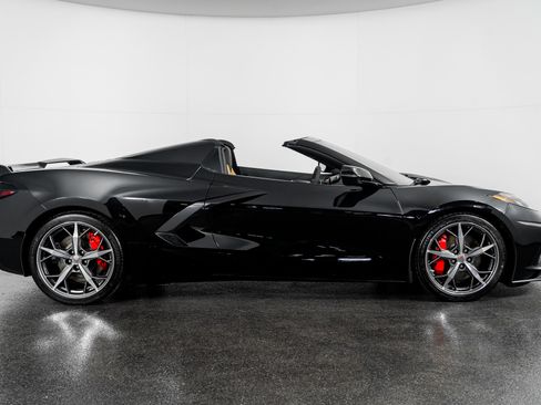 Used 2021 Chevrolet Corvette Stingray Preferred Conv w/ 2LT image 5