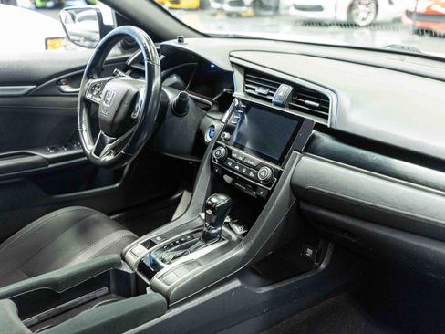 Used 2021 Honda Civic EX image 13