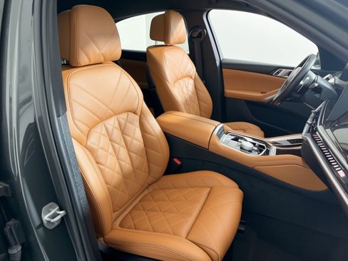 Certified 2024 BMW X6 M60i AWD/4WD image 30