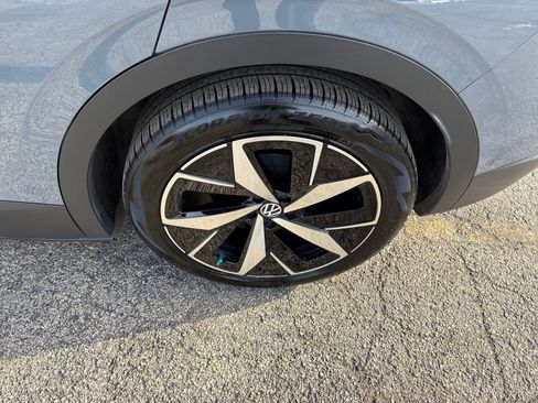 Used 2024 Volkswagen ID.4 Pro S image 31