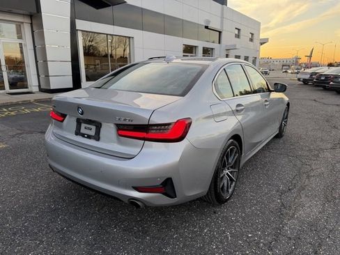 Used 2019 BMW 330i xDrive Sedan w/ Driving Assistance Package image 5