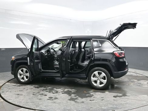 Used 2019 Jeep Compass Latitude w/ Popular Equipment Group image 38