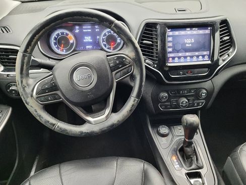 Used 2019 Jeep Cherokee Limited image 22
