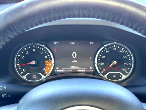 Used 2018 Jeep Renegade Limited w/ UConnect 8.4 Nav Group image 25