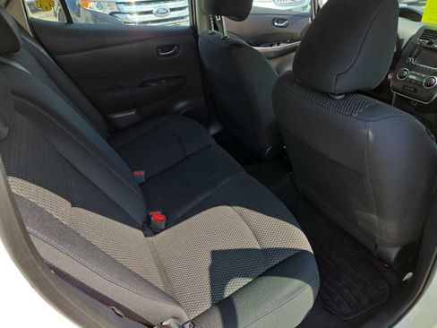 Used 2017 Nissan Leaf S w/ Charge Package image 28