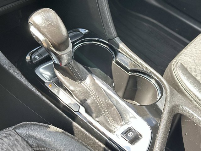 Used 2021 Buick Encore GX Preferred w/ Cold Weather Comfort Package FWD image 33