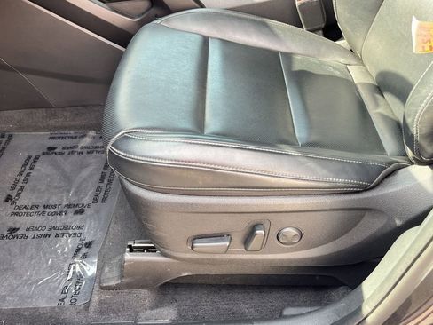 Used 2025 Kia Telluride S FWD image 15