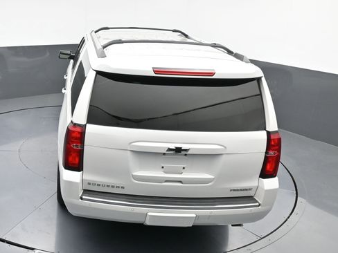 Used 2020 Chevrolet Suburban Premier w/ Premier Plus Edition image 45