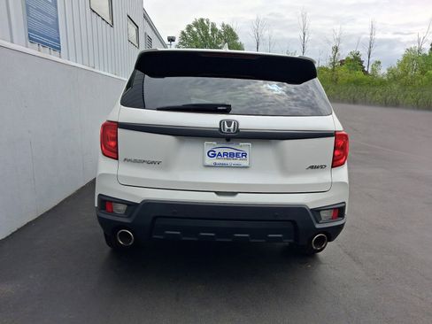 Used 2023 Honda Passport EX-L image 11