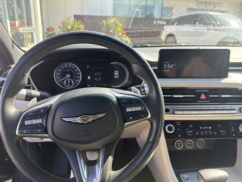 Used 2025 Genesis G70 2.5T AWD/4WD image 7