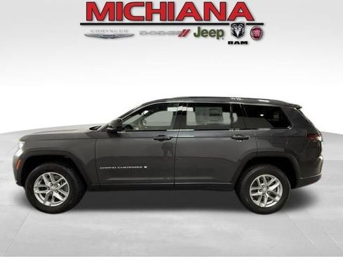 New 2026 Jeep Grand Cherokee L Laredo AWD/4WD image 1