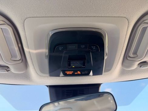 Used 2025 Toyota Corolla LE FWD image 25