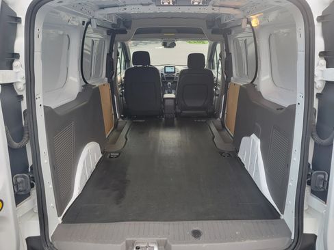 Used 2023 Ford Transit Connect XLT FWD image 14