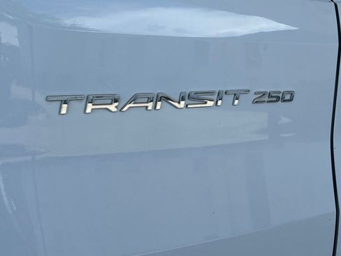 Used 2022 Ford Transit 250 Medium Roof AWD w/ Load Area Protection Package image 19