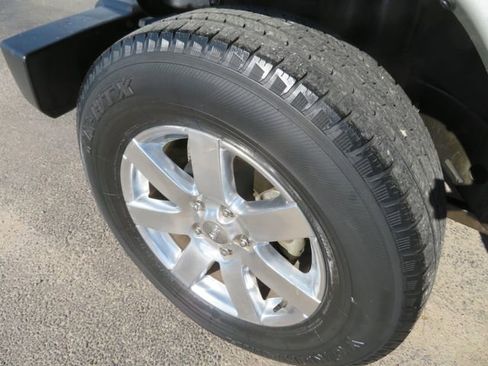 Used 2012 Jeep Wrangler Sahara w/ Connectivity Group image 10