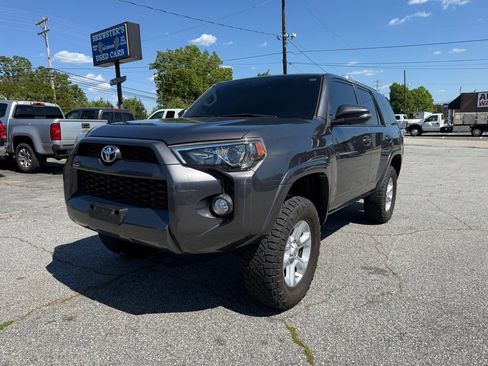 Used 2014 Toyota 4Runner SR5 Premium image 1