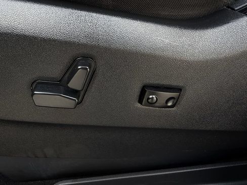Used 2020 Dodge Grand Caravan GT FWD image 24