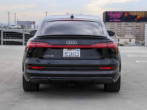 Used 2023 Audi e-tron S Prestige w/ Prestige Package image 5