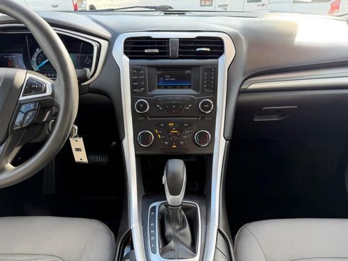 Used 2016 Ford Fusion S image 25