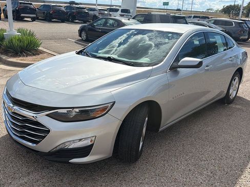 Used 2022 Chevrolet Malibu LT FWD image 7