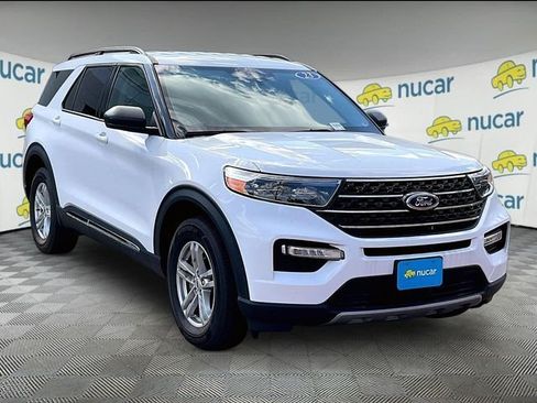 Used 2023 Ford Explorer XLT w/ Equipment Group 202A AWD/4WD image 1
