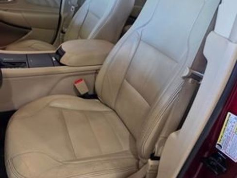 Used 2014 Ford Taurus SEL w/ Equipment Group 201A image 14