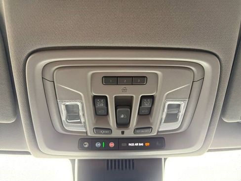 Certified 2023 GMC Sierra 1500 Denali w/ Denali Reserve Package AWD/4WD image 9