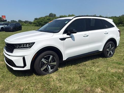 Used 2022 Kia Sorento S FWD image 11
