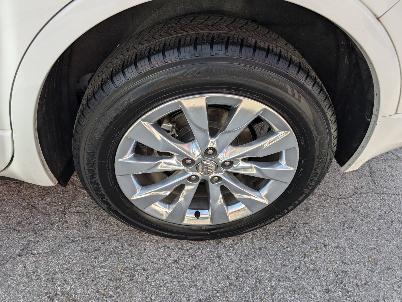 Used 2018 Buick Envision Essence AWD/4WD image 26