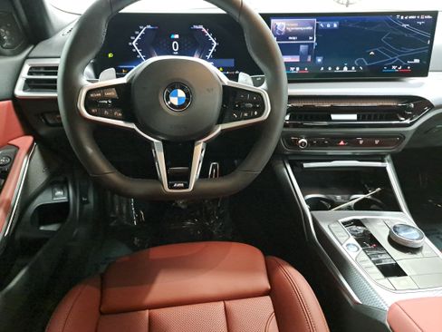 New 2026 BMW 330i Sedan w/ M Sport Package image 18