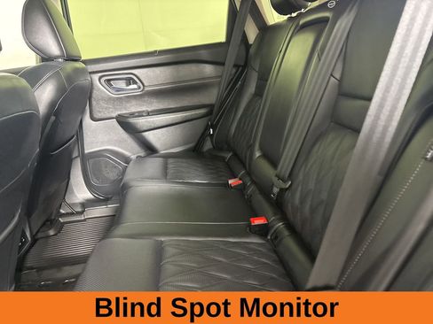 Used 2024 Nissan Rogue Platinum w/ Platinum Premium Package image 19