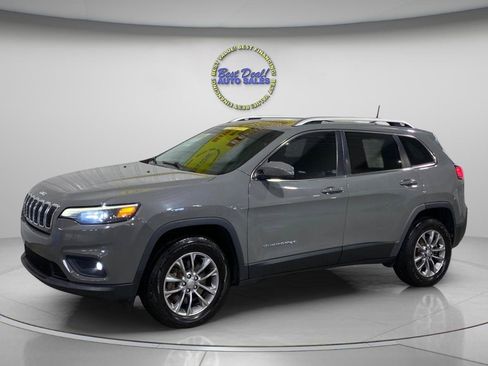 Used 2020 Jeep Cherokee Latitude Plus w/ Comfort/Convenience Group AWD/4WD image 1