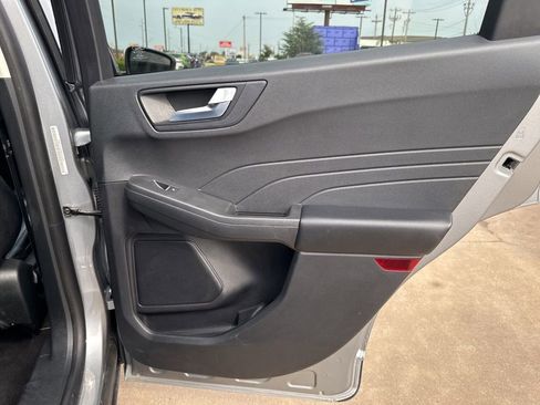 Used 2022 Ford Escape SEL image 14