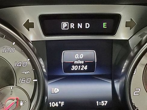 Used 2015 Mercedes-Benz SL 400 image 28