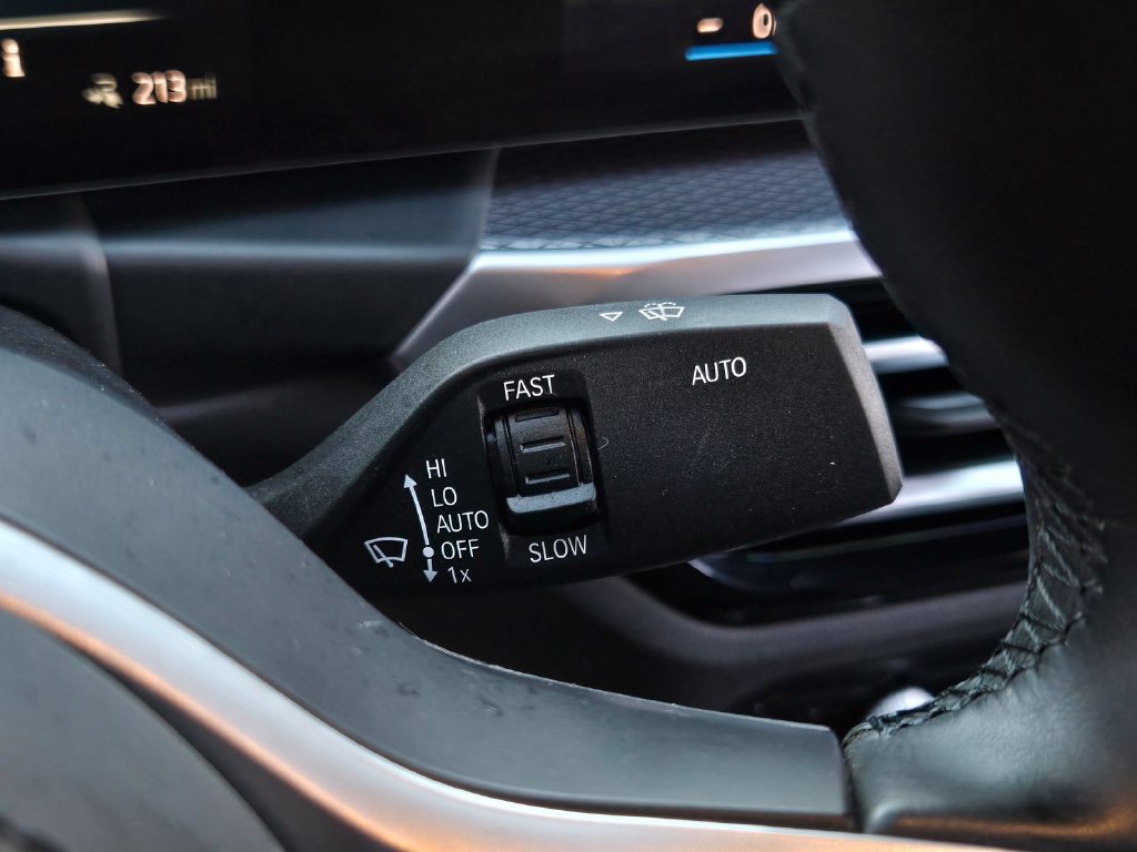 Used 2024 BMW i4 eDrive40 w/ M Sport Package RWD image 25