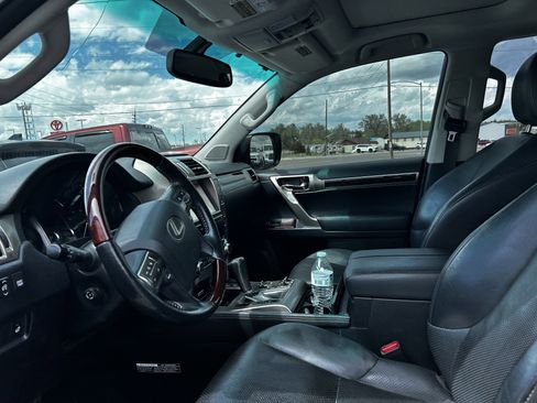 Used 2014 Lexus GX 460 Luxury AWD/4WD image 9