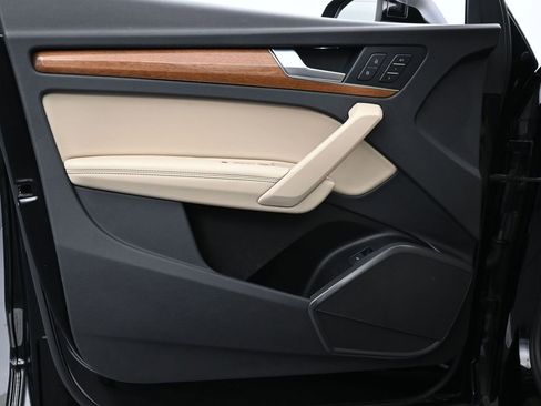 Used 2021 Audi Q5 2.0T Premium Plus image 9