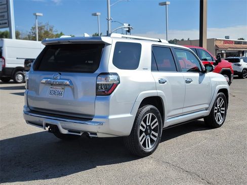 Used 2022 Toyota 4Runner Limited image 5