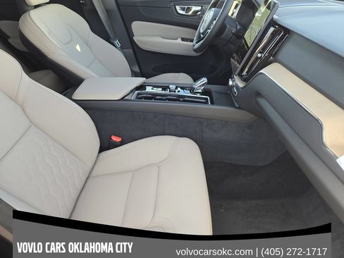Used 2026 Volvo XC60 B5 Plus w/ Protection Package Premier AWD/4WD image 14