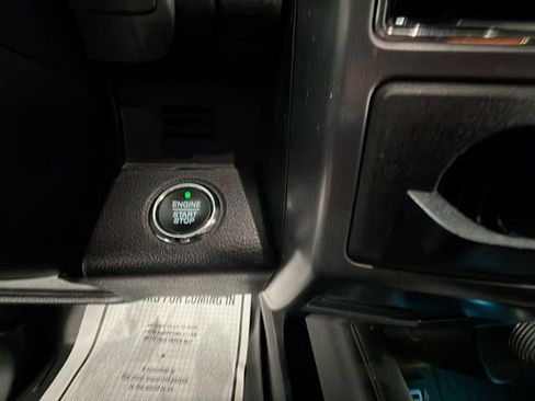Used 2019 Ford Expedition Platinum RWD image 17