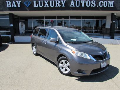Used 2012 Toyota Sienna LE