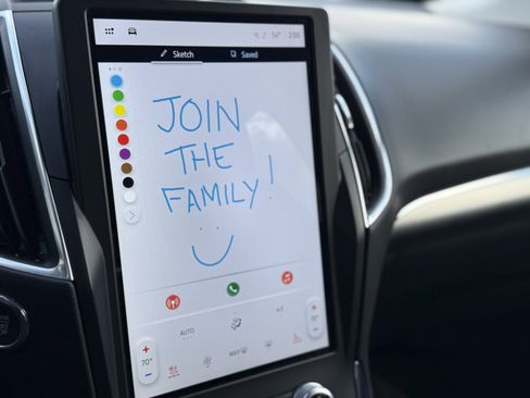 Used 2022 Ford Edge Titanium image 27