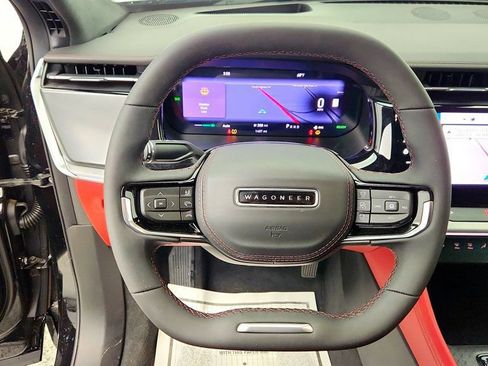 Used 2025 Jeep Wagoneer S Launch Edition image 14