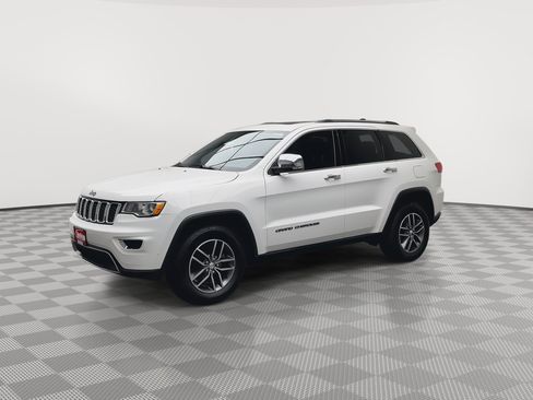 Used 2018 Jeep Grand Cherokee Limited image 36